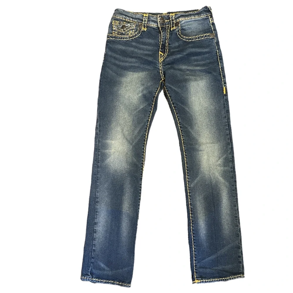 True Religion Men's Ricky Relaxed Straight Back Flap Jean 31 x 34 (33.5)